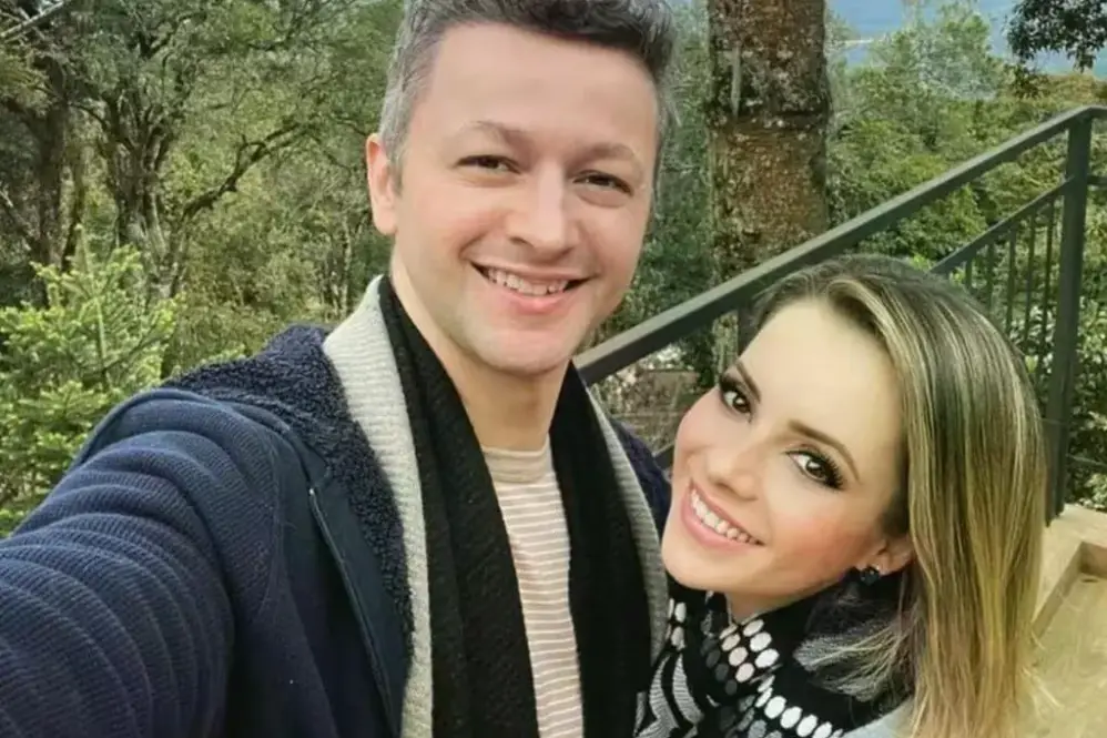 Sandy and Lucas Lima break up